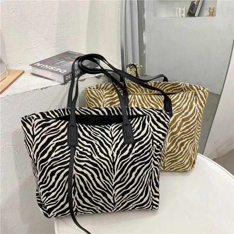 Best Quality Popular Custom Fashionable Ladies Shoulder Bag Shoulder Hand Bag Women Shoulder Bag Luxury In Stock
Best Quality Popular Custom Fashionable Ladies Shoulder Bag Shoulder Hand Bag Women Shoulder Bag Luxury In Stock
