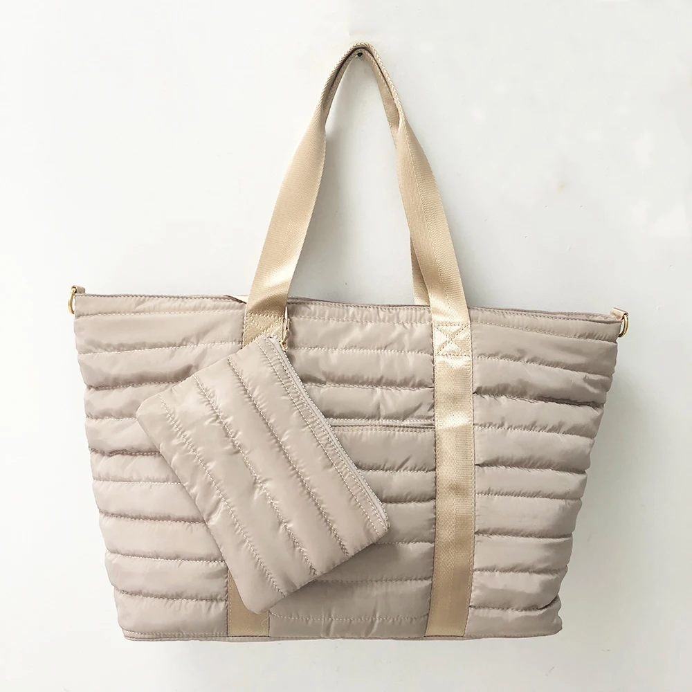 Fashion Large Capacity Purses Handbags Women Quilted Shoulder Bag Warm Puffer Tote Bag
Fashion Large Capacity Purses Handbags Women Quilted Shoulder Bag Warm Puffer Tote Bag