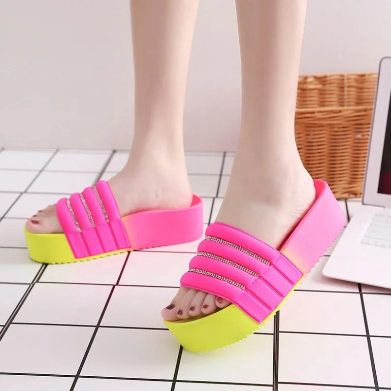 Fashionable Rhinestone Casual Slippers Beach New Summer Slippers Beach Shoe Ladies Slippers Summer Outdoor
Fashionable Rhinestone Casual Slippers Beach New Summer Slippers Beach Shoe Ladies Slippers Summer Outdoor