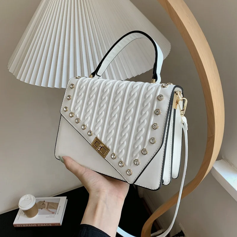 2021 Quality PU Leather Ladies Hand Bags Cross Shoulder Girl Top Handle Small jelly Bag Women Purse Rivet Jelly Handbag
2021 Quality PU Leather Ladies Hand Bags Cross Shoulder Girl Top Handle Small jelly Bag Women Purse Rivet Jelly Handbag
