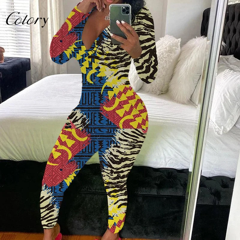Colory Wholesale 2021 Adult Women Pajamas Long Sleeve Bodysuit Sleepwear Print Sexy Deep V-neck Onesie For Women, Customized color
Colory Wholesale 2021 Adult Women Pajamas Long Sleeve Bodysuit Sleepwear Print Sexy Deep V-neck Onesie For Women, Customized color