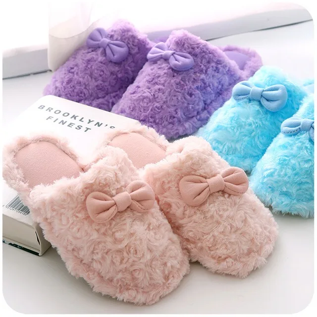 Slippers for ladies winter plush soft slippers home stock slipper, White, red, green, pink or customized
Slippers for ladies winter plush soft slippers home stock slipper, White, red, green, pink or customized