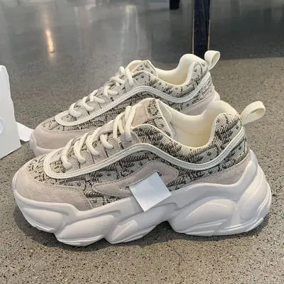 OEM basket femme wholesale fashion casual flat white black designer famous running ladies shoes platform womens sport woman shoe, White/white
OEM basket femme wholesale fashion casual flat white black designer famous running ladies shoes platform womens sport woman shoe, White/white