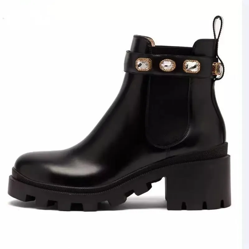 BUSY GIRL AL5003 women boots 2021 boots shoes for women botines mujer botas with rhinestone size 43
BUSY GIRL AL5003 women boots 2021 boots shoes for women botines mujer botas with rhinestone size 43