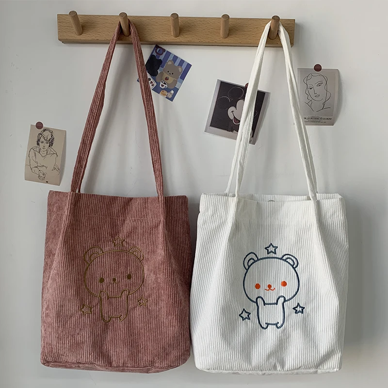 Autumn and winter new style embroidered corduroy bag cute cartoon embroidered bear corduroy shoulder bag, Any color are available
Autumn and winter new style embroidered corduroy bag cute cartoon embroidered bear corduroy shoulder bag, Any color are available