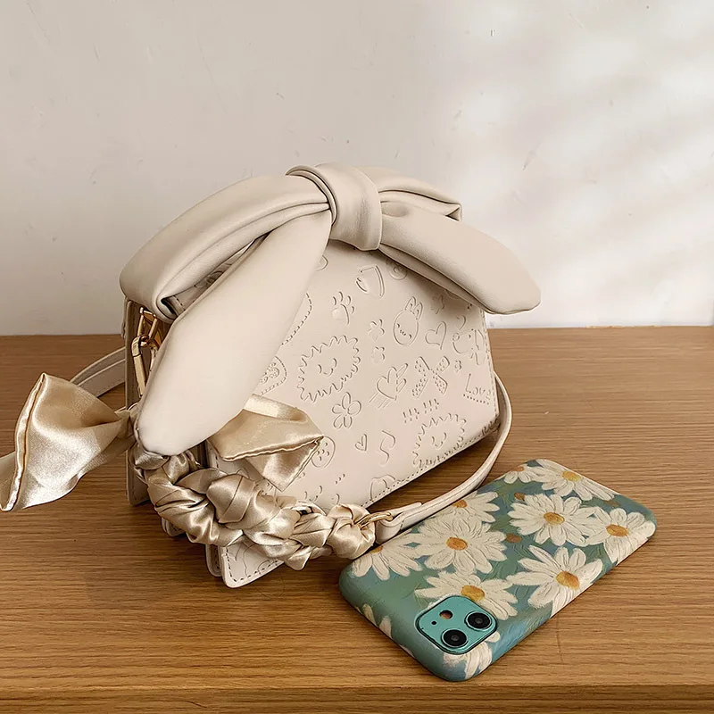 Wholesale Hot Sale High Quality Woman Girl Large Capacity Tote Bags Bowknot Messenger Purses 2021 Ladies Bags, Customizable
Wholesale Hot Sale High Quality Woman Girl Large Capacity Tote Bags Bowknot Messenger Purses 2021 Ladies Bags, Customizable