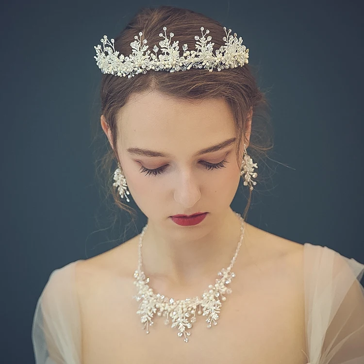 Luxury Shiny Crystal Bridal Jewelry Sets Wedding Crown Tiaras Earring Choker Necklace Set Pearl Beads Jewelry Set
Luxury Shiny Crystal Bridal Jewelry Sets Wedding Crown Tiaras Earring Choker Necklace Set Pearl Beads Jewelry Set