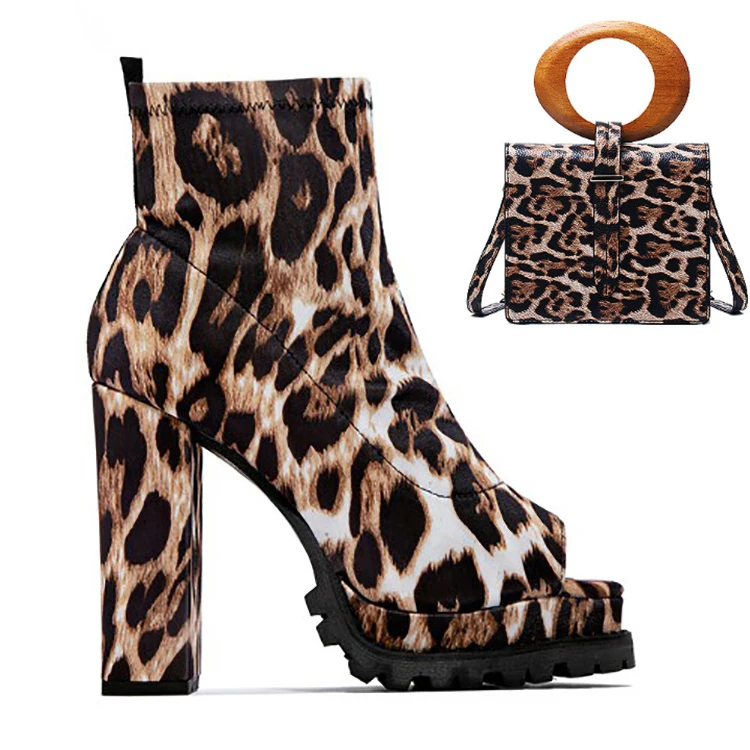 Plus Size Women Boots and Matching Purse Open Toe Ankle Zipper Boot and Bag Sets Fashionable Super High (8cm-up) PU any Color
Plus Size Women Boots and Matching Purse Open Toe Ankle Zipper Boot and Bag Sets Fashionable Super High (8cm-up) PU any Color