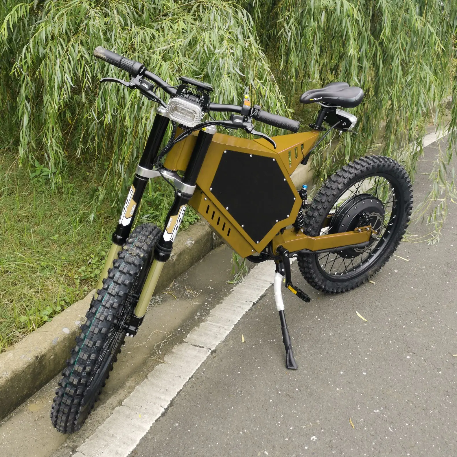 Factory price 5000w electric road bike two wheels electric bikes for adults, Customizable
Factory price 5000w electric road bike two wheels electric bikes for adults, Customizable