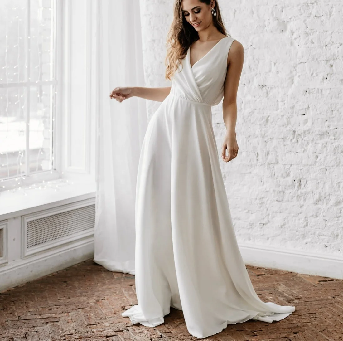 #11390 Chiffon A-Line Sleeveless Lace V Neck Bohemian Wedding Dress Open Back Rustic Bridal Photoshoot Gown Custom Made
#11390 Chiffon A-Line Sleeveless Lace V Neck Bohemian Wedding Dress Open Back Rustic Bridal Photoshoot Gown Custom Made