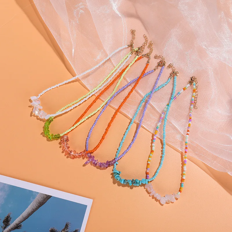 Bohemian irregular crystal stone quartz pendant necklace handmade rice beads chain necklace
Bohemian irregular crystal stone quartz pendant necklace handmade rice beads chain necklace