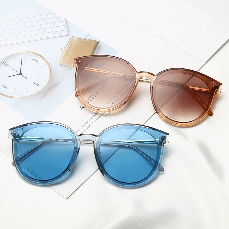 High Quality Big Frame Sunglasses Private Label Oversized Retro Round Sunglasses Women, Shown
High Quality Big Frame Sunglasses Private Label Oversized Retro Round Sunglasses Women, Shown