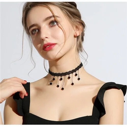 Korean Water drop tassel sexy neckband clavicle chain female neck chain black lace collar choker necklace
Korean Water drop tassel sexy neckband clavicle chain female neck chain black lace collar choker necklace