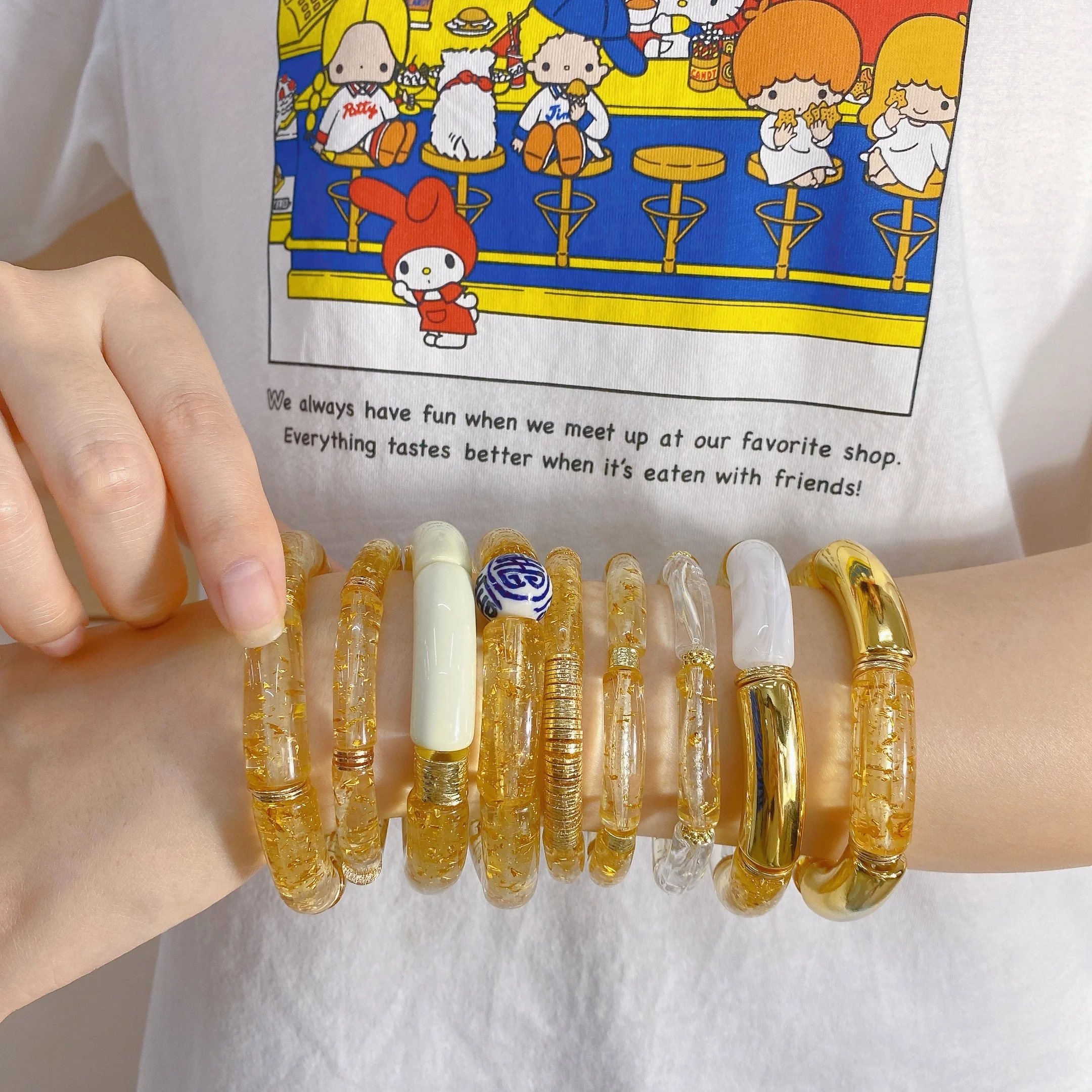 Hot Sales Chunky 12 mm/7 mm Clear Transparent Gold Speckle Skinny Resin Acrylic Curved Tube Bamboo China Beads Bracelet Bangle, Customized color
Hot Sales Chunky 12 mm/7 mm Clear Transparent Gold Speckle Skinny Resin Acrylic Curved Tube Bamboo China Beads Bracelet Bangle, Customized color