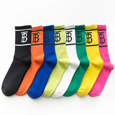 2021 wholesale high quality oem custom cotton print designer socks custom made logo sports socks, Custom color
2021 wholesale high quality oem custom cotton print designer socks custom made logo sports socks, Custom color