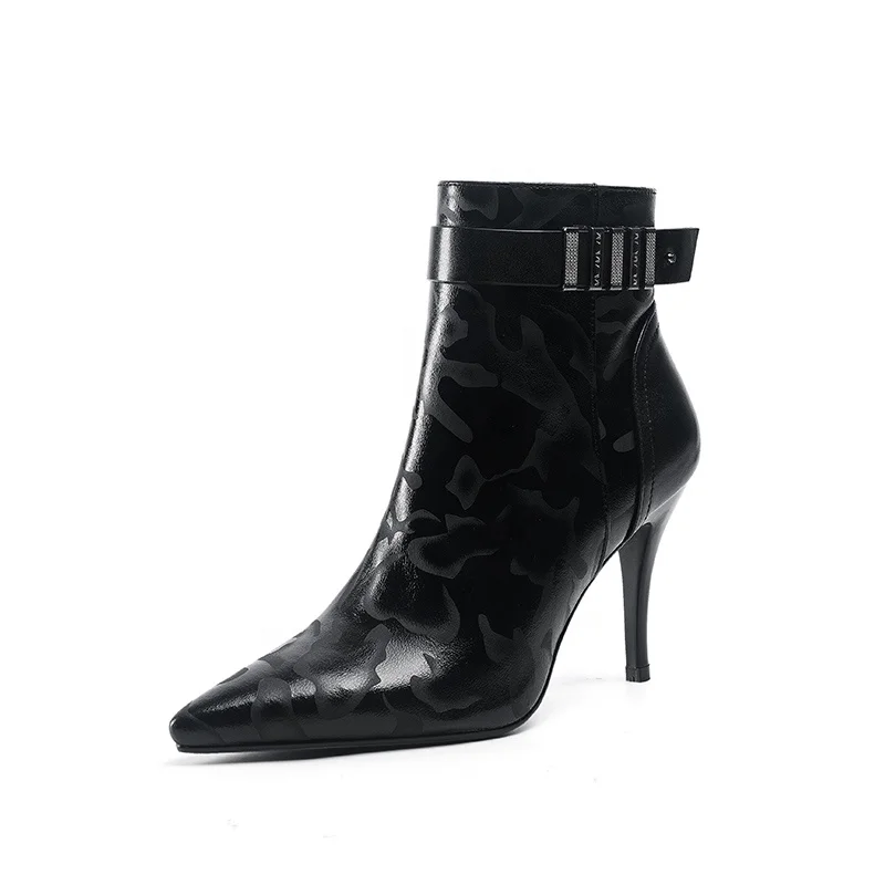 J317 Buckle strap dot round toe women shoes ankle boots stiletto heels, Black/caramel
J317 Buckle strap dot round toe women shoes ankle boots stiletto heels, Black/caramel