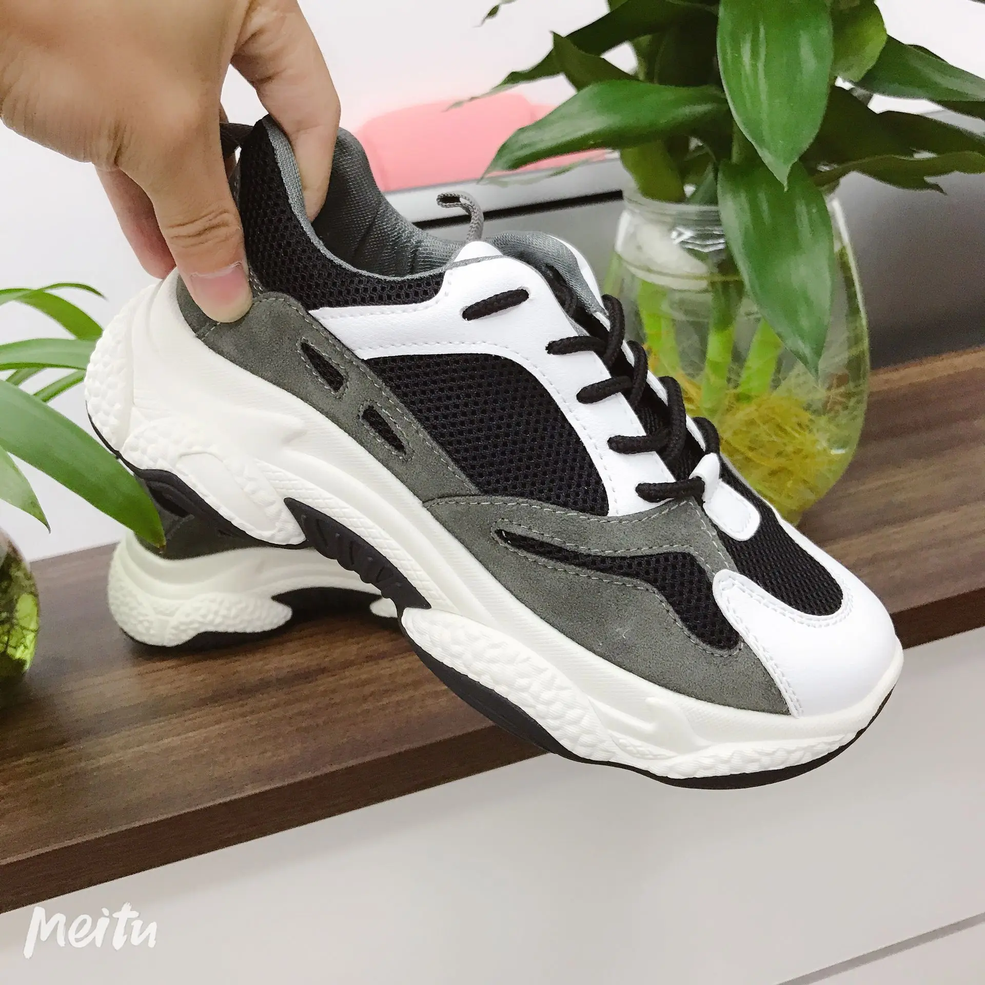 Autumn Shoes Woman Daddy Shoes Designer Sneaker Platform Flats Platform Chunky Color Matching Sneakers Casual Footwear, Customized
Autumn Shoes Woman Daddy Shoes Designer Sneaker Platform Flats Platform Chunky Color Matching Sneakers Casual Footwear, Customized