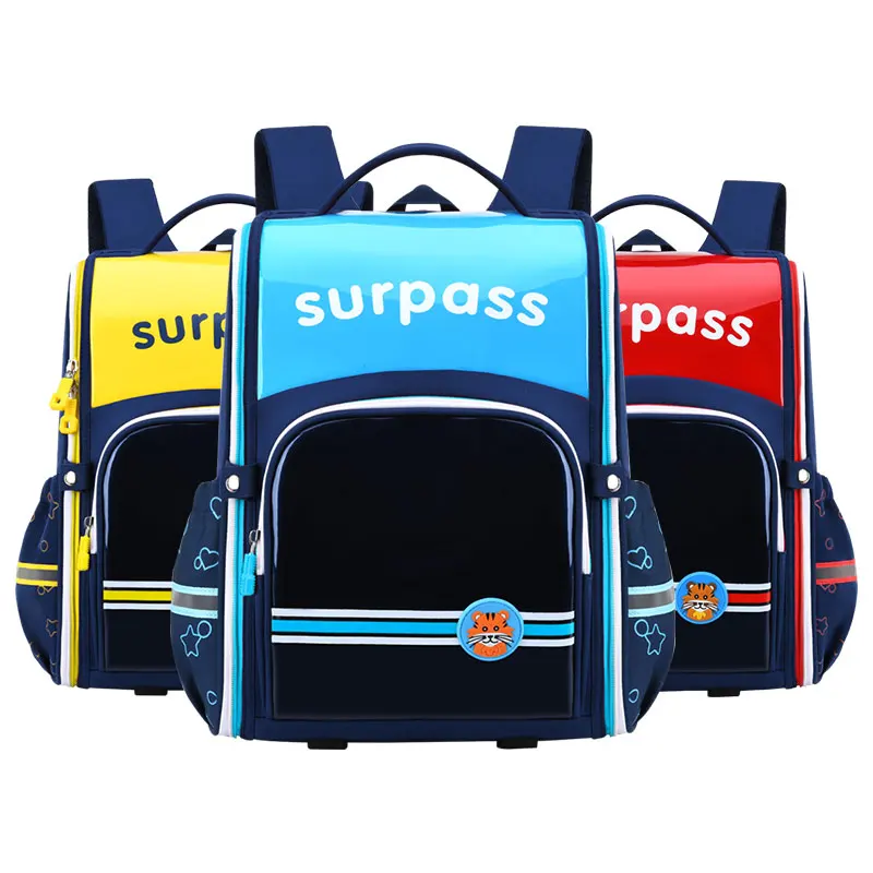 Fashion children's school bag 1-6 grade horizontal version spine protection shoulder school bag
Fashion children's school bag 1-6 grade horizontal version spine protection shoulder school bag