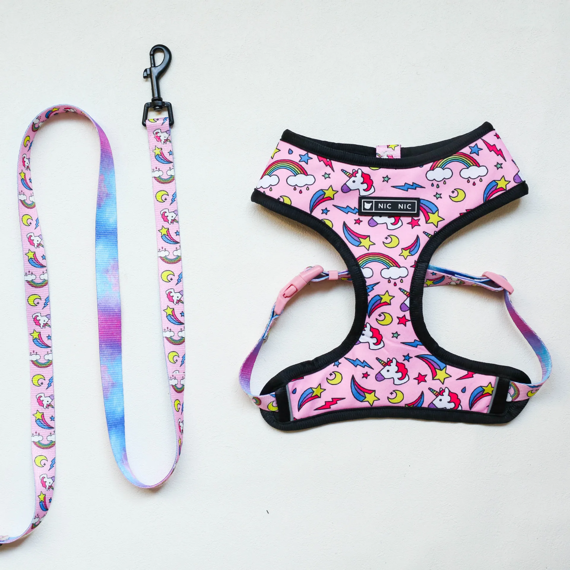 Pink Cute Lovely Print Bamboo Soft Adjustable Breathable Small Dog Backpack No Pull Harness Leash Set, Accept custom make
Pink Cute Lovely Print Bamboo Soft Adjustable Breathable Small Dog Backpack No Pull Harness Leash Set, Accept custom make