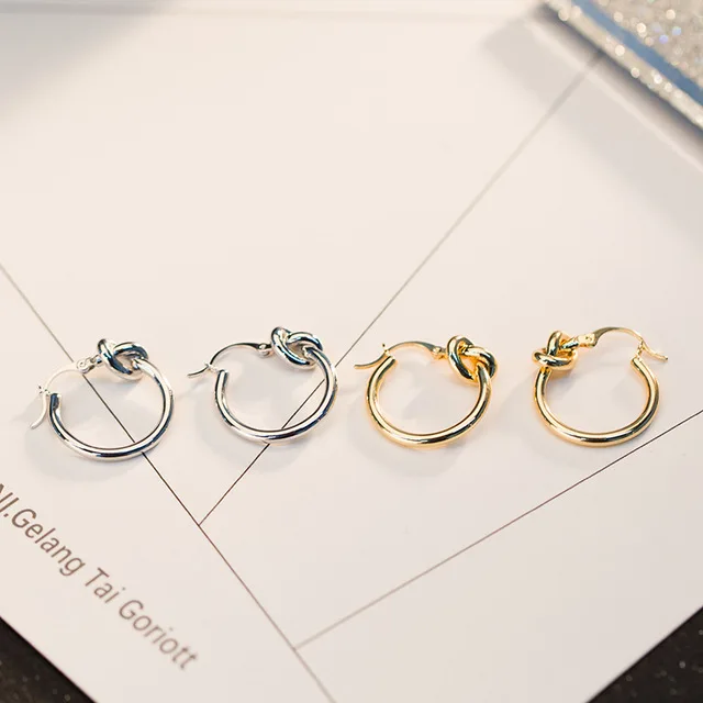 New personalized earrings Europe and America metal wind knot ring earrings wholesale
New personalized earrings Europe and America metal wind knot ring earrings wholesale