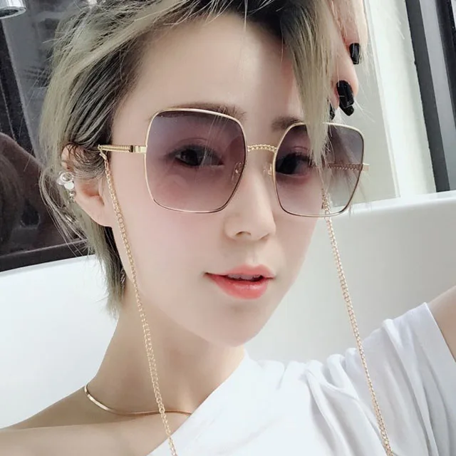 DLL60225 2021 big square frame metal ocean lenses sunglasses Fashion facebook Sunglasses
DLL60225 2021 big square frame metal ocean lenses sunglasses Fashion facebook Sunglasses