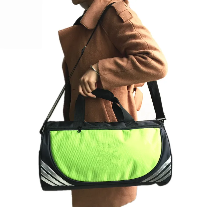 Light Weight Practical Gym Sport Green Stylish 600D Nylon Sling Travel Duffel Bag with Shoulder Strap 
Light Weight Practical Gym Sport Green Stylish 600D Nylon Sling Travel Duffel Bag with Shoulder Strap