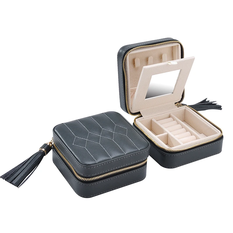 High quality jewellery gift box leather square shaped traveling organizer leather box, Customized
High quality jewellery gift box leather square shaped traveling organizer leather box, Customized