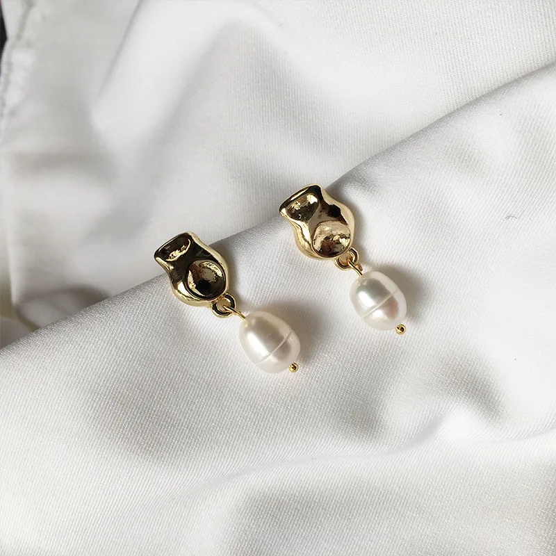 gold silver creative metal natural freshwater pearl earrings dangle real pearl earrings stud vintage elegant pearl earrings, Picture 
gold silver creative metal natural freshwater pearl earrings dangle real pearl earrings stud vintage elegant pearl earrings, Picture