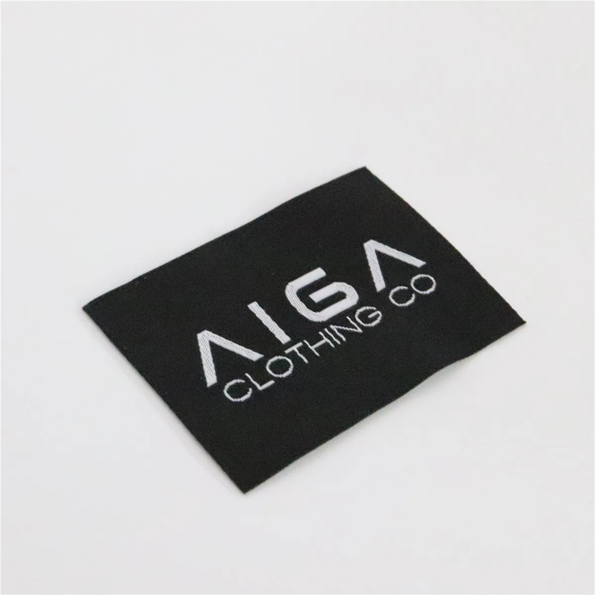 Hot Sale Custom Polyester Private Patches Black Base White Woven Labels For Clothing/Jean/Bag/Shirt With Band Your Logo, Custom color
Hot Sale Custom Polyester Private Patches Black Base White Woven Labels For Clothing/Jean/Bag/Shirt With Band Your Logo, Custom color