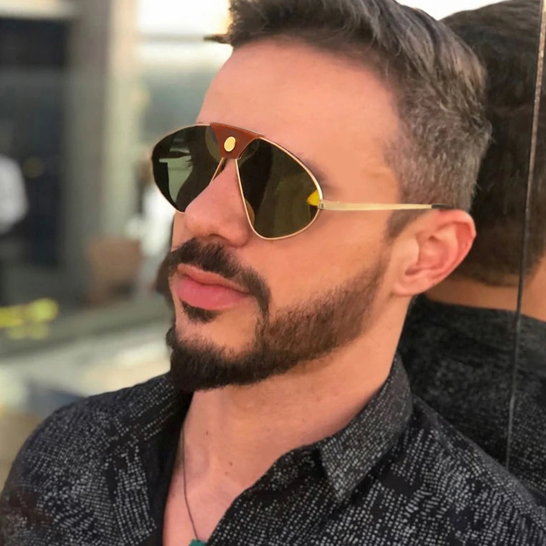 M893 2019 Newest Sunglasses For Men and Woman European Vintage Style Polarized Leather Glasses
M893 2019 Newest Sunglasses For Men and Woman European Vintage Style Polarized Leather Glasses