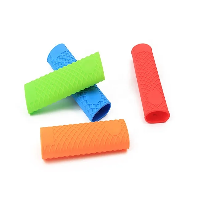 Kitchen pot pan handle cover silicone saucepan handle covers, Red,orange,blue,green,or customized
Kitchen pot pan handle cover silicone saucepan handle covers, Red,orange,blue,green,or customized