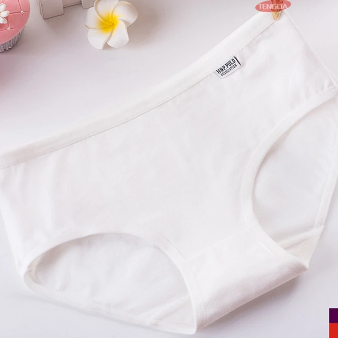 Full-coloured breathable waist-hip-lifting lady underwear, pure cotton student girl's triangles
Full-coloured breathable waist-hip-lifting lady underwear, pure cotton student girl's triangles