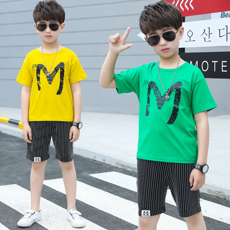 Designer Children'S City Boy Clothing Boys Wholesale 2 Piece Set Short Sleeves Kids Boys Wear Collection Striped Shorts Set
Designer Children'S City Boy Clothing Boys Wholesale 2 Piece Set Short Sleeves Kids Boys Wear Collection Striped Shorts Set