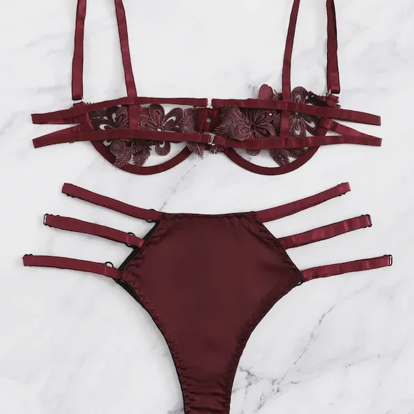 High Quality Silk Sexy Lingerie Sets/ Two Pieces lingerie Set With Embriode, Red/green/black
High Quality Silk Sexy Lingerie Sets/ Two Pieces lingerie Set With Embriode, Red/green/black