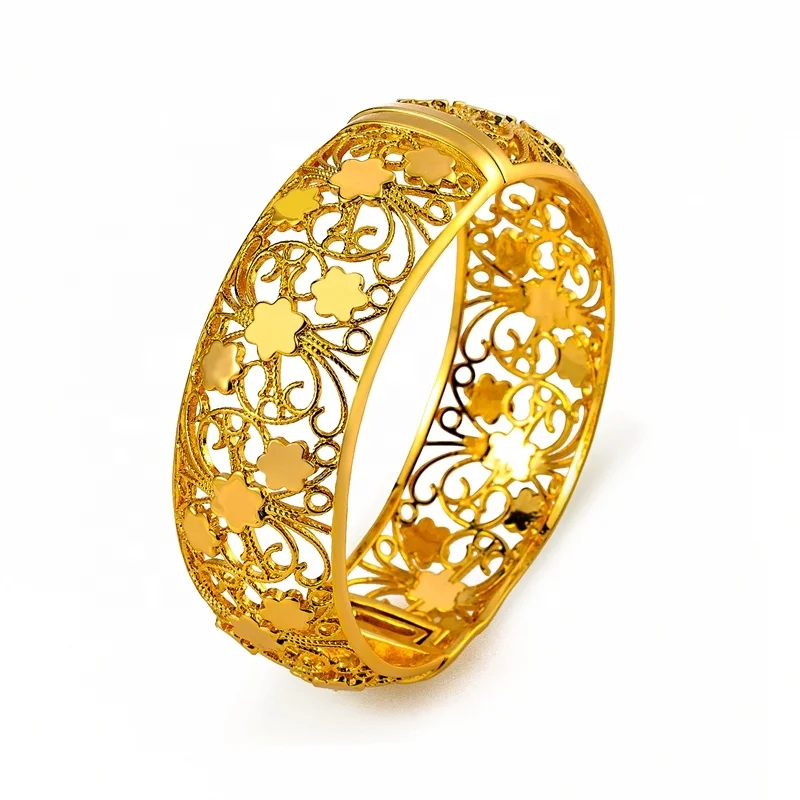 Factory produce customised copper alloy jewelry 24k gold plated big Bangle for women, All common color are available
Factory produce customised copper alloy jewelry 24k gold plated big Bangle for women, All common color are available