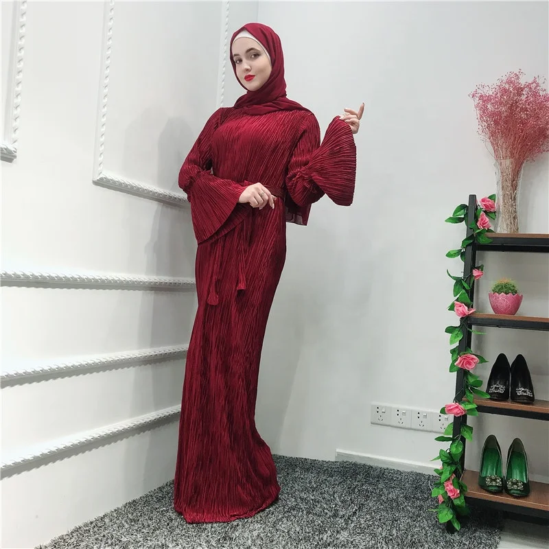 Best selling fashion design abaya soft pleated horn sleeves muslim women long dresses, Black,pink, wine red, purple,coffee, white 
Best selling fashion design abaya soft pleated horn sleeves muslim women long dresses, Black,pink, wine red, purple,coffee, white