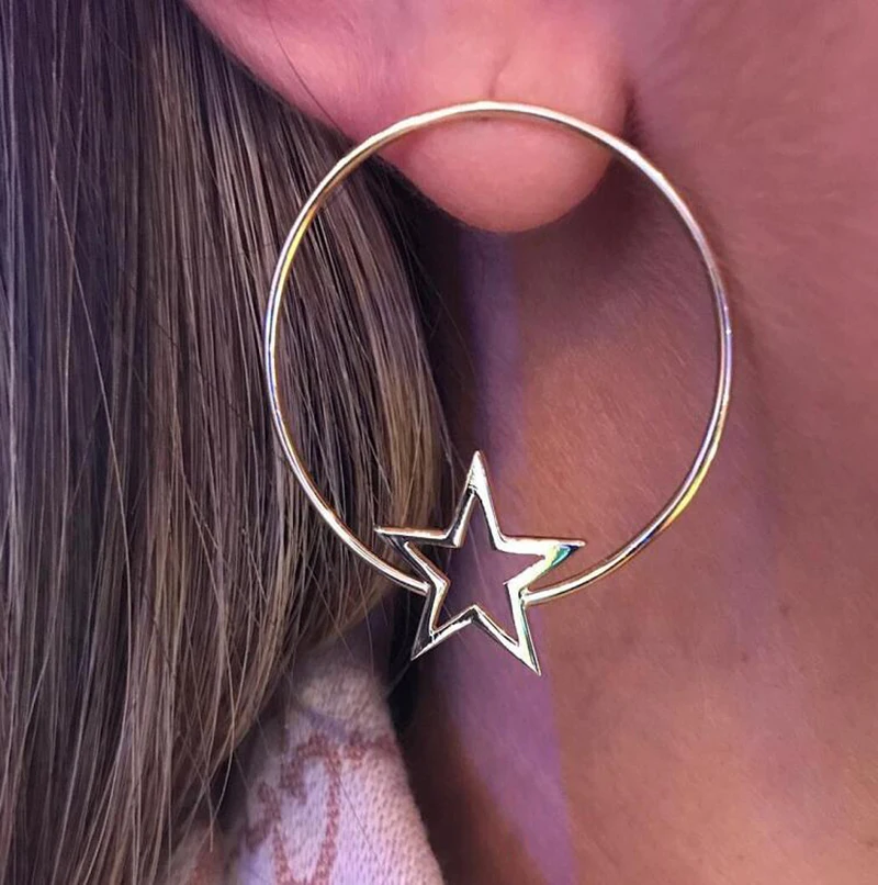 2019 Newest Gold Color Star pendant circle earrings Women fashion stud earrings Simple ear jewelry wholesale
2019 Newest Gold Color Star pendant circle earrings Women fashion stud earrings Simple ear jewelry wholesale