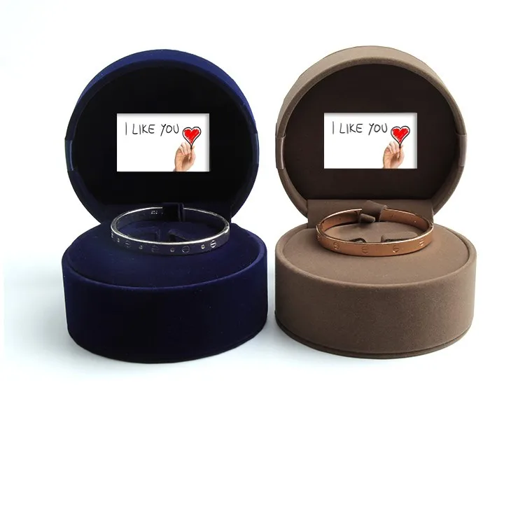 Popular customized 2.4 inch screen wedding invitations luxury ring lcd box video gift pile coating box
Popular customized 2.4 inch screen wedding invitations luxury ring lcd box video gift pile coating box