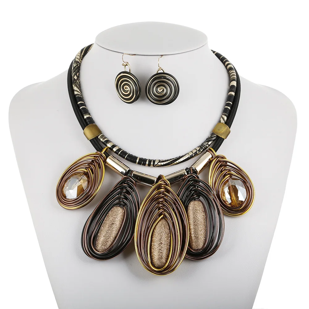 Fashion Vintage jewelry set New Teardrop necklace and earrings set have stocks XD12033
Fashion Vintage jewelry set New Teardrop necklace and earrings set have stocks XD12033