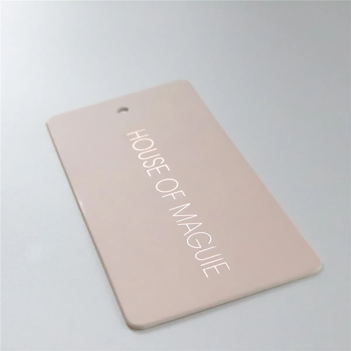 Wholesale Hot Sale New Arrival Custom Recyclable Garment Paper Hang Tags With Rose Gold Logo For Jeans, Cmyk available
Wholesale Hot Sale New Arrival Custom Recyclable Garment Paper Hang Tags With Rose Gold Logo For Jeans, Cmyk available