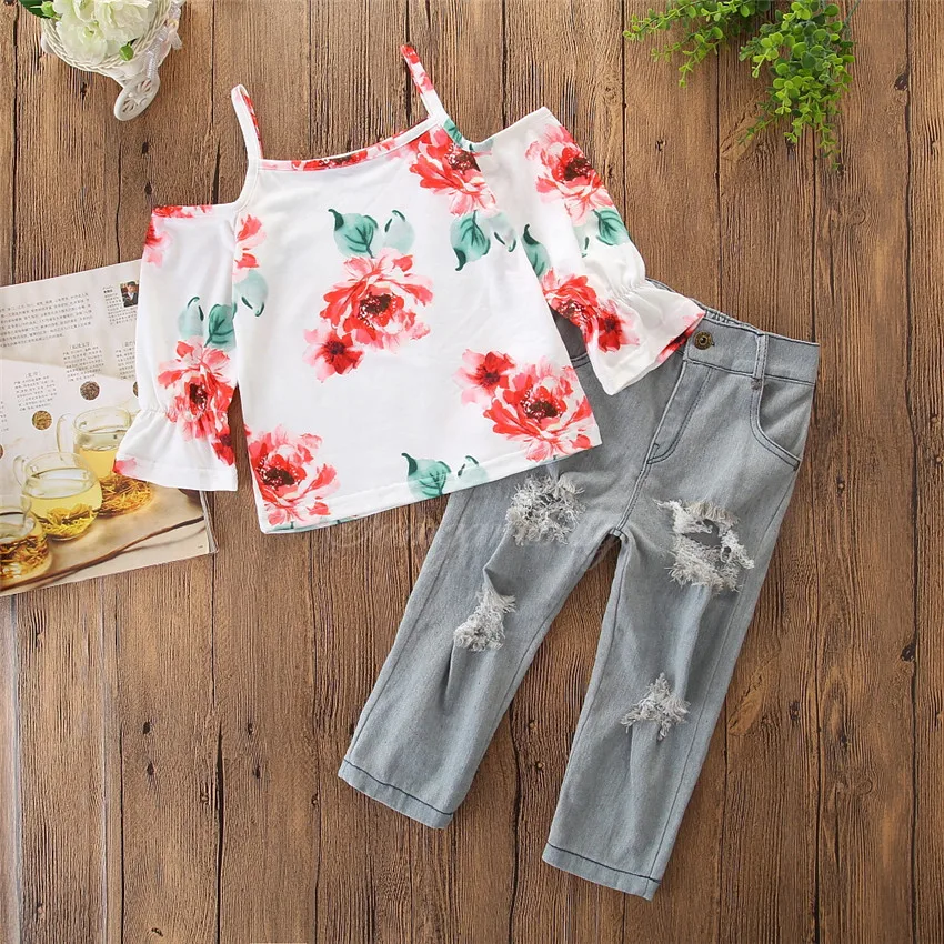 Girl Summer 2PCS Outfit Kids off shoulder flower print tops & broken-hole jeans set
Girl Summer 2PCS Outfit Kids off shoulder flower print tops & broken-hole jeans set