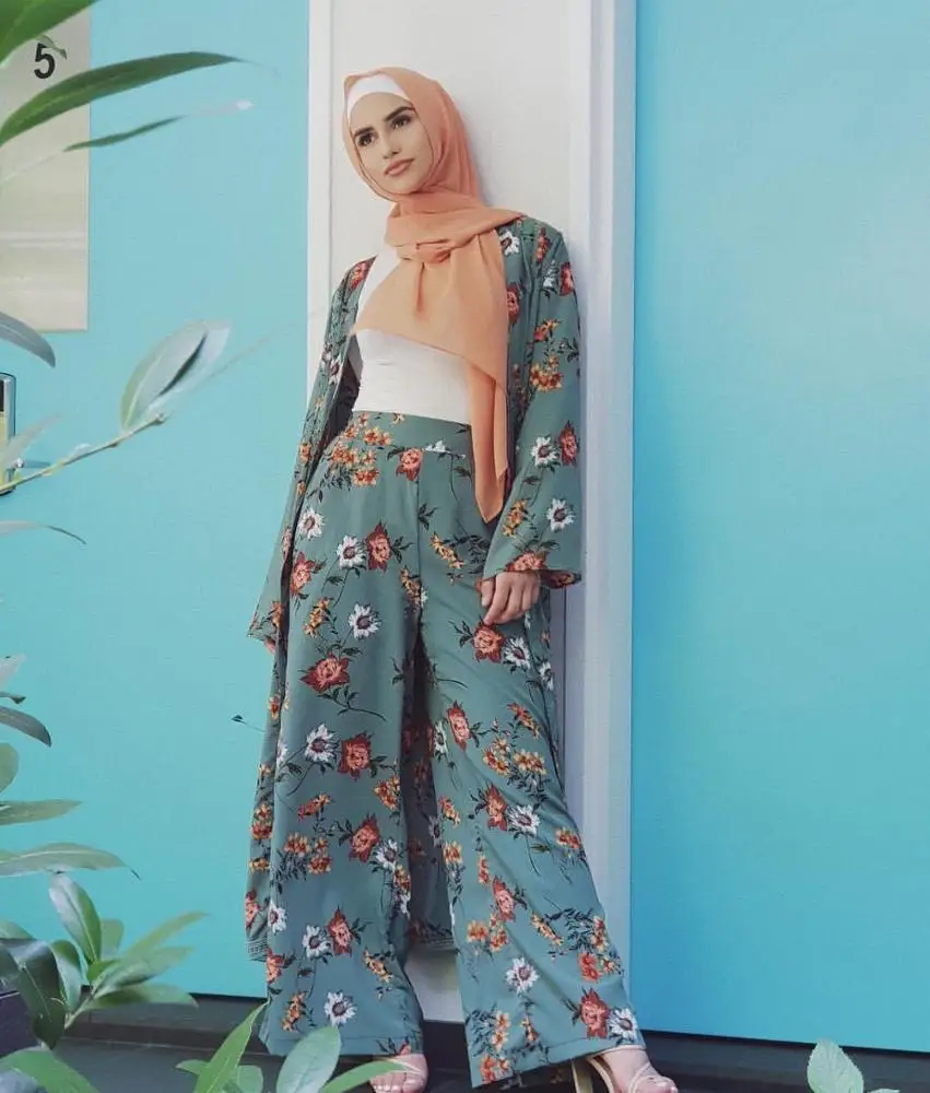 2019 New islamic clothing set soft crepe top and pants muslim women ladies 2 pieces suit
2019 New islamic clothing set soft crepe top and pants muslim women ladies 2 pieces suit