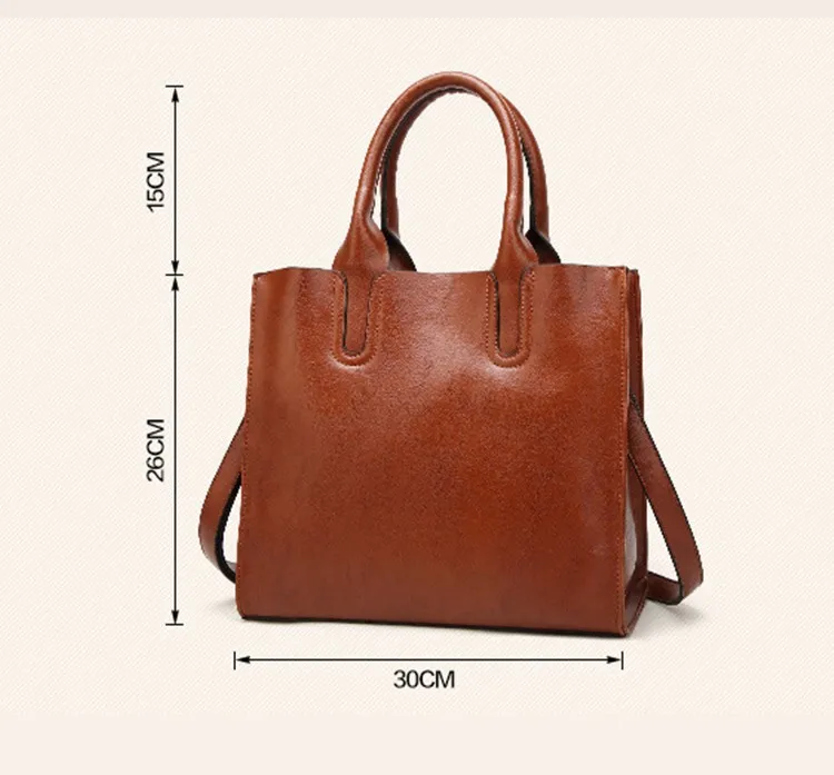 handbag show 2.jpg
