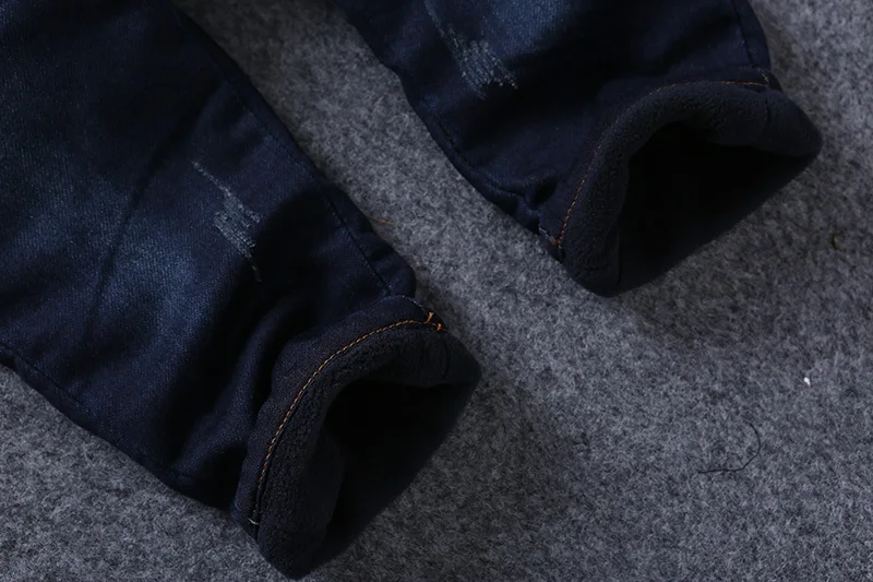 3602502063_1661652741