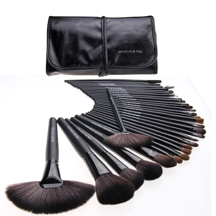 32 Pieces Professional High Quality Natural Wooden Handle Portable Black Makeup Brush Set with PU Black Bag, As pics
32 Pieces Professional High Quality Natural Wooden Handle Portable Black Makeup Brush Set with PU Black Bag, As pics