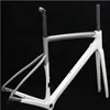 /product-detail/carbon-road-frame-disc-brake-bb86-bicycle-frame-carbon-framework-di2-mechanical-superlight-925g-road-bike-frame-62167946519.html