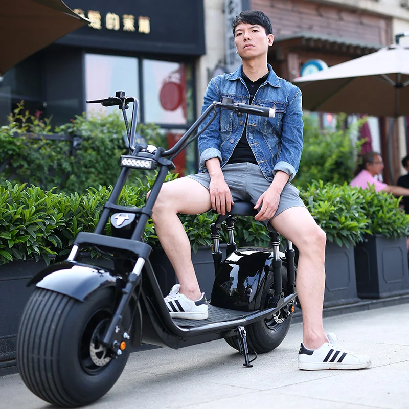 QINIU 1500w/2000w 60v Big wheel citycoco 2000w electric scooter for sales, Black red
QINIU 1500w/2000w 60v Big wheel citycoco 2000w electric scooter for sales, Black red
