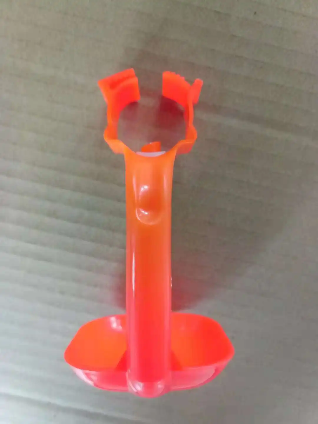 Automatic poultry chicken nipple drinkers and water drinker