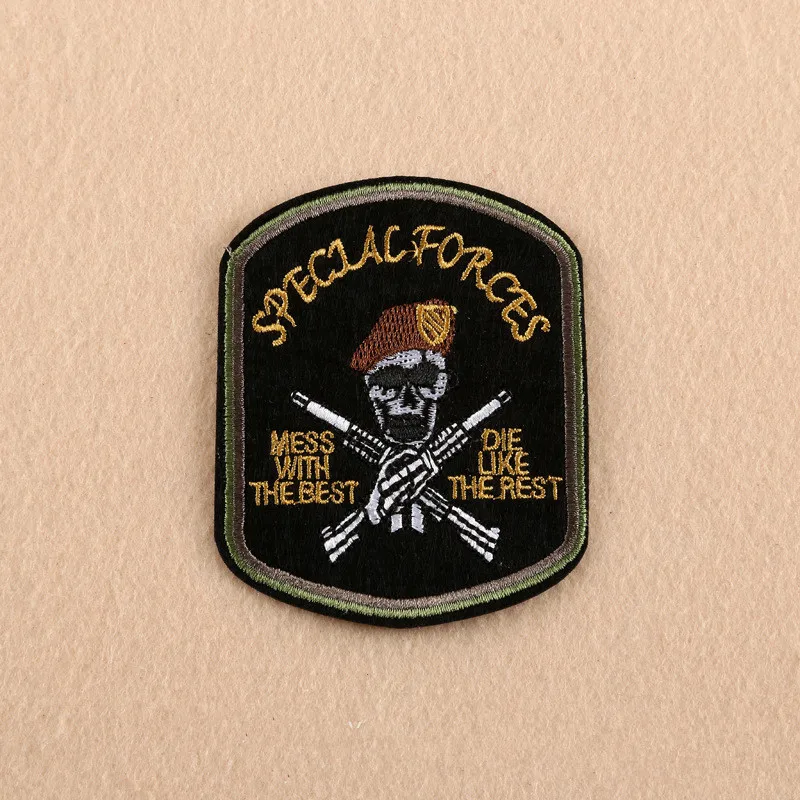 3758541065_1889361900_