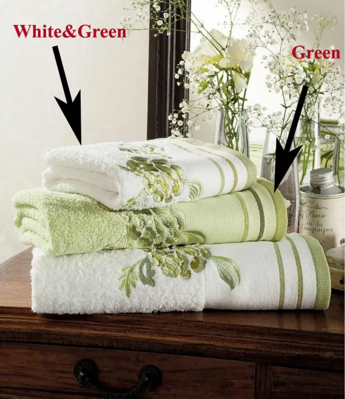 embrodery towels 2.JPG